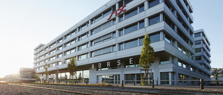 Facciata della Borsa valori di Zurigo (Six Swiss Exchange)